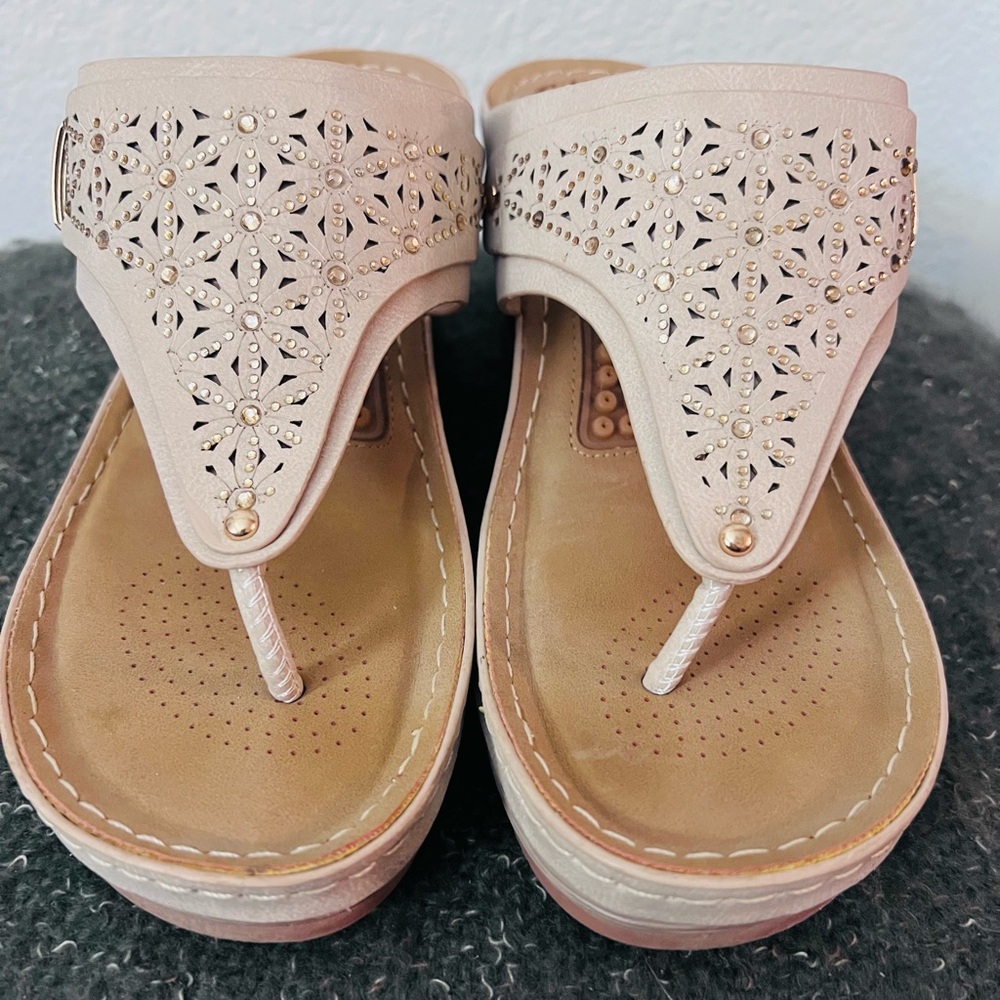 Harence Elegant Cream Wedge Sandals flip flop Dressy 6.5